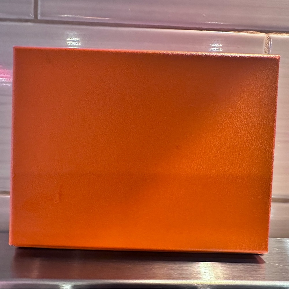 Hermes 100% Authentic Hermes Medium Empty Gift/St… - image 2